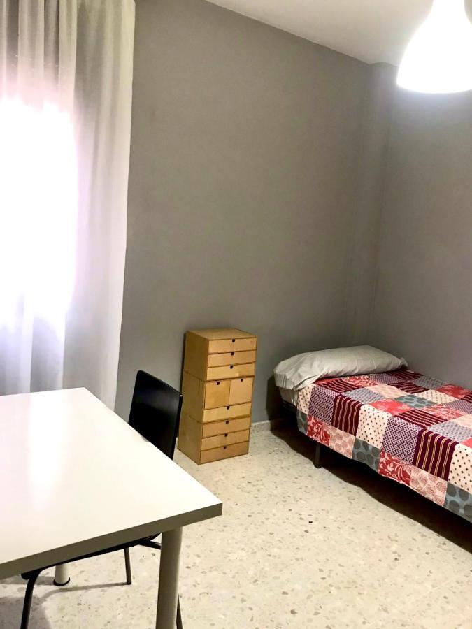 Апартаменты Puerta Granada Антекера Экстерьер фото